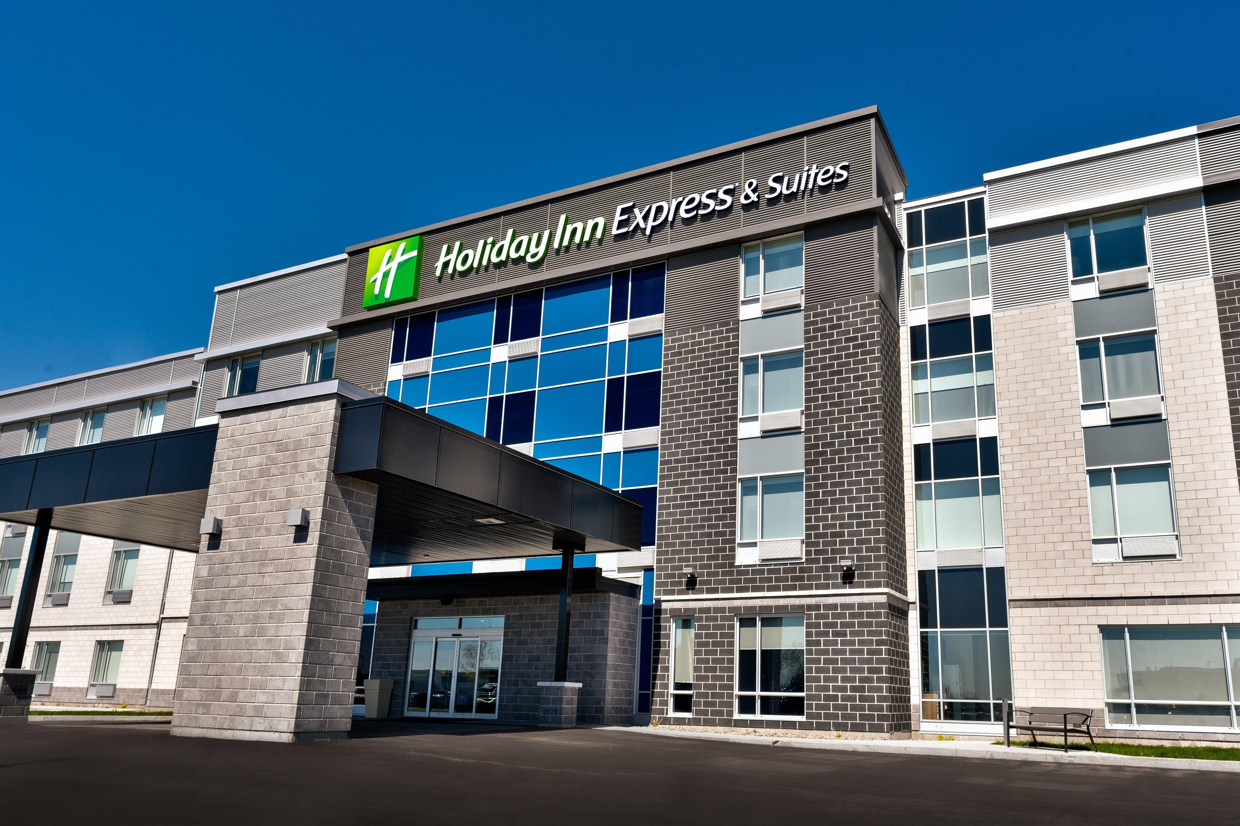 Holiday Inn Express & Suites - Trois Rivieres Ouest By Ihg Buitenkant foto