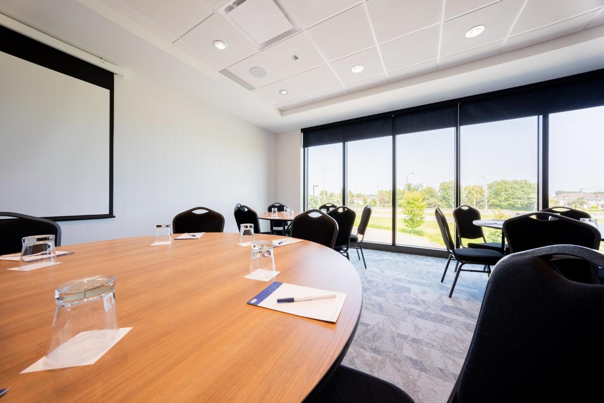 Holiday Inn Express & Suites - Trois Rivieres Ouest By Ihg Buitenkant foto